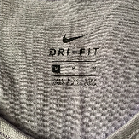 LIGHT PURPLE NIKE WORK OUT TANK - Picture 3 of 5